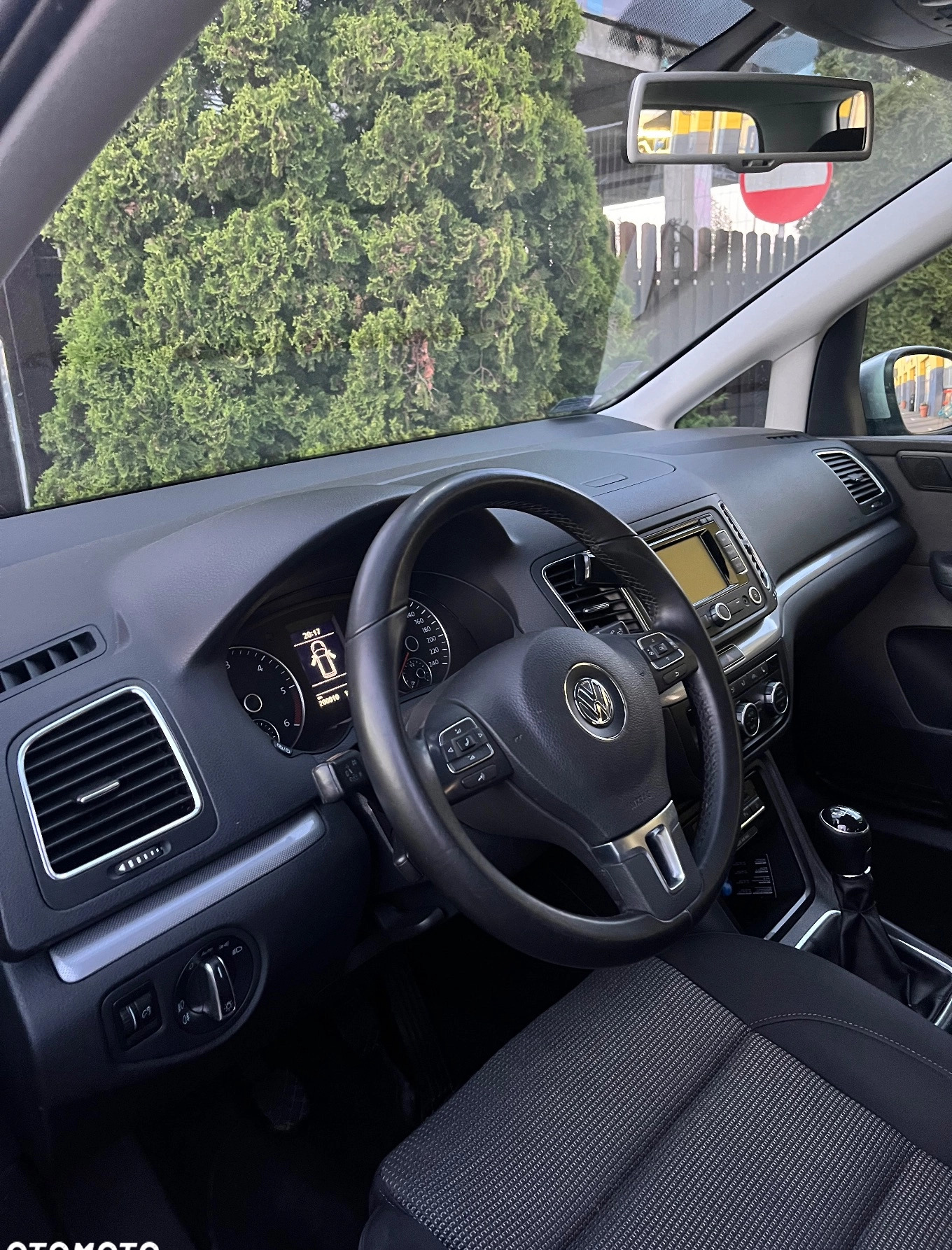 Volkswagen Sharan cena 57000 przebieg: 200600, rok produkcji 2014 z Warszawa małe 92